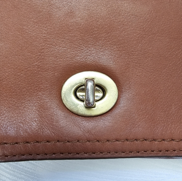 Coach Penny Brown Leather Crossbody Bag 2012 - Picture 2 of 13